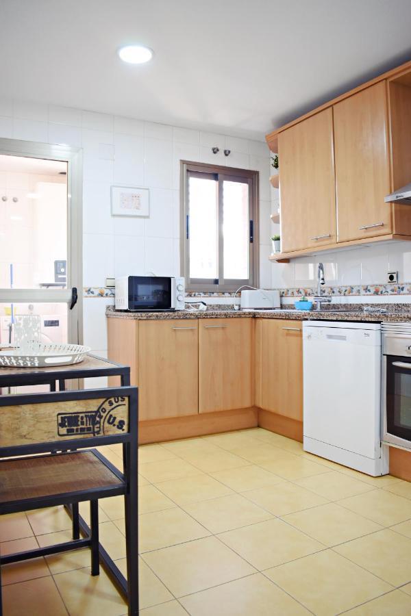 Apartment Fabuloso Apartamento En Primera Linea De Playa Con Parking Privado Malaga